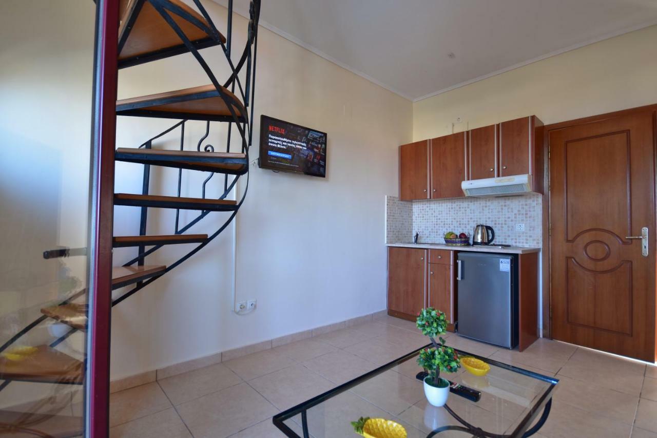 Anais Apartments Megas Limnionas Exterior photo